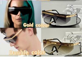 Picture of Versace Sunglasses _SKUfw54146257fw